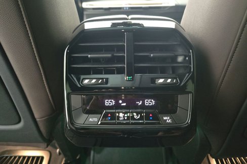 Used 2025 BMW iX xDrive50 image 25