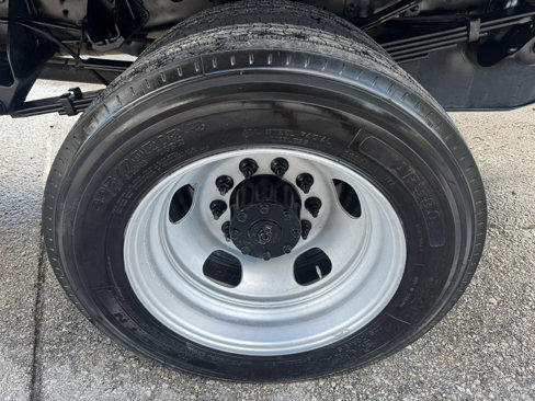 Used 2019 RAM 5500 Tradesman image 30