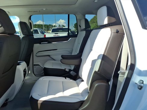 New 2026 GMC Acadia Denali w/ Super Cruise Package image 23