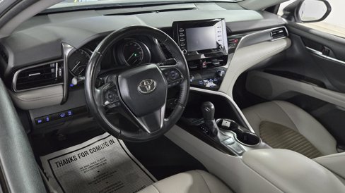 Used 2023 Toyota Camry SE image 10