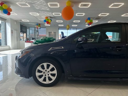 Used 2024 Toyota Corolla LE image 8