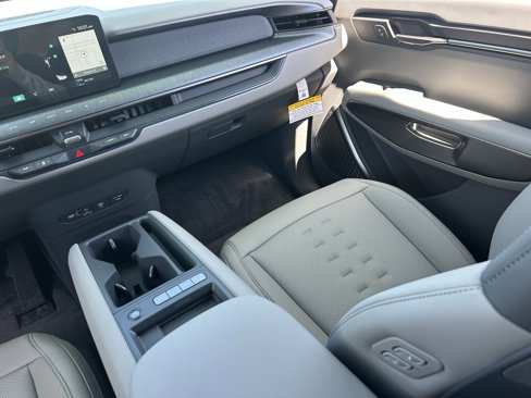 New 2026 Kia EV9 Wind image 14