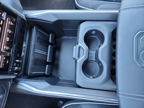 New 2025 RAM 3500 Laramie image 15