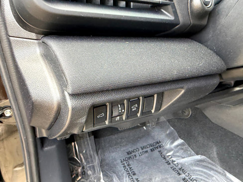 Used 2020 Subaru Outback Premium image 17