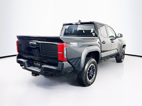 Used 2025 Toyota Tacoma TRD Off-Road image 9
