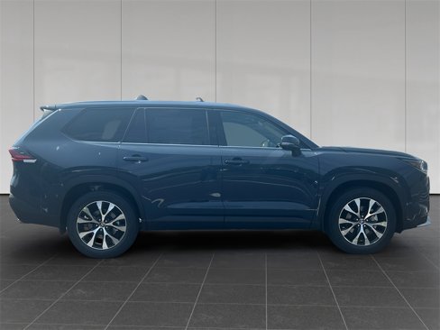 New 2025 Toyota Grand Highlander AWD Hybrid image 6