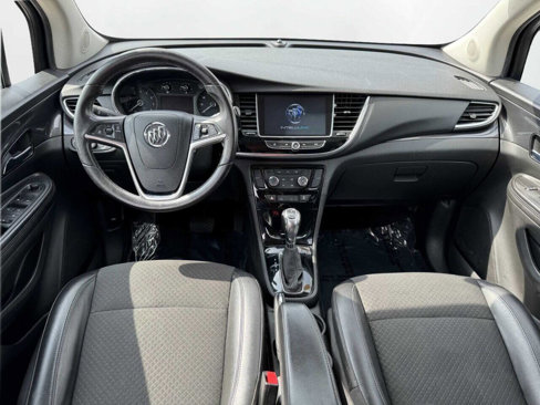 Used 2018 Buick Encore Preferred image 19