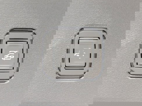 New 2026 Cadillac Vistiq Luxury w/ LPO, Floor Liner Package image 16