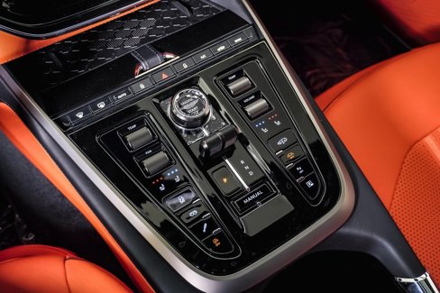 New 2025 Aston Martin DBX 707 image 25