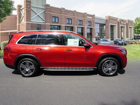 New 2025 Mercedes-Benz GLS 450 4MATIC image 6