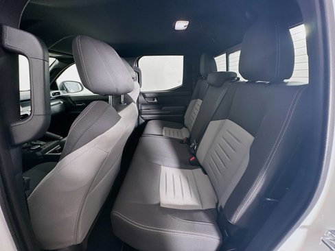 Used 2024 Toyota Tacoma TRD Sport image 28