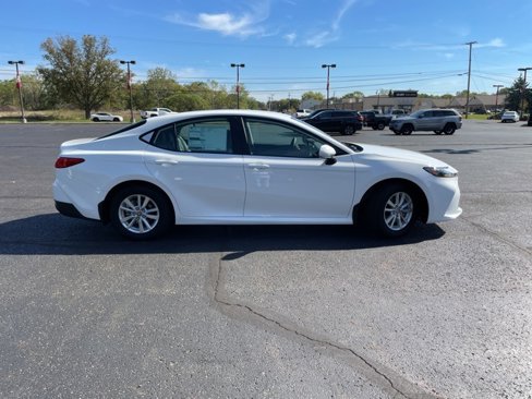New 2026 Toyota Camry LE image 6