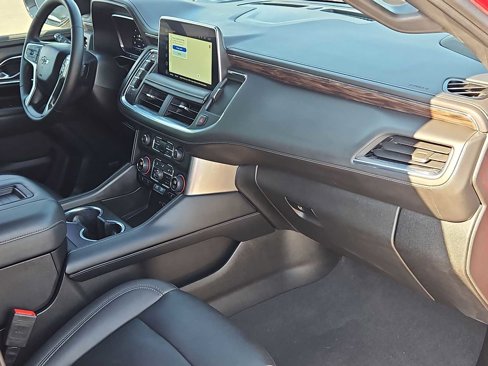 Used 2023 Chevrolet Tahoe Z71 w/ Luxury Package image 30