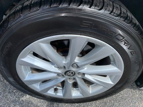 Used 2023 Toyota Corolla SE image 10