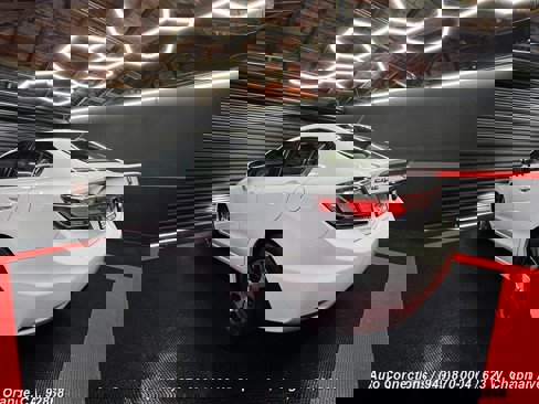 Used 2015 Honda Civic Hybrid Sedan image 4