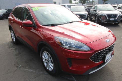 Used 2021 Ford Escape SE image 7