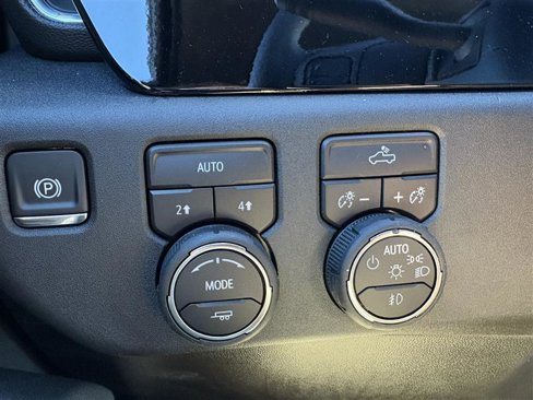 New 2025 Chevrolet Silverado 1500 RST w/ Dark Appearance Package image 20