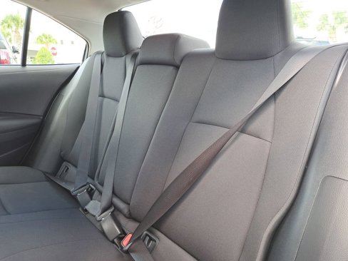 Used 2024 Toyota Corolla LE image 8