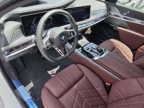 New 2025 BMW 760i xDrive image 13