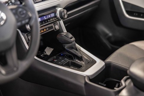Used 2025 Toyota RAV4 XLE image 20