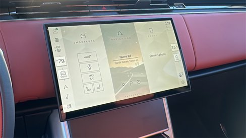 New 2025 Land Rover Range Rover SV image 16