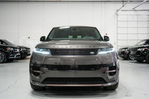 Used 2025 Land Rover Range Rover Sport Dynamic SE image 4