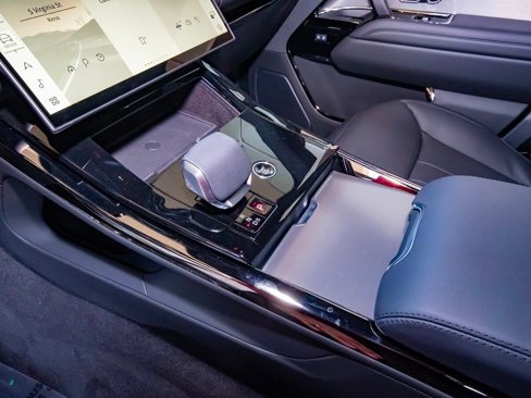 New 2025 Land Rover Range Rover Sport Dynamic SE image 28