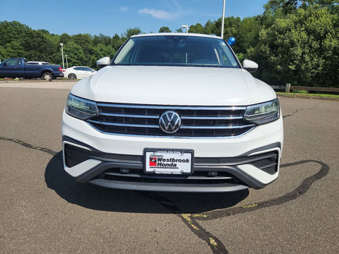 Used 2022 Volkswagen Tiguan SE image 2