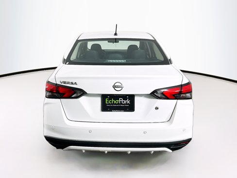 Used 2025 Nissan Versa S w/ Trunk Package image 7