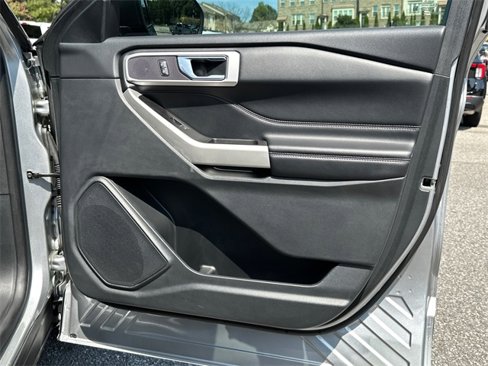 Certified 2022 Ford Explorer XLT image 14