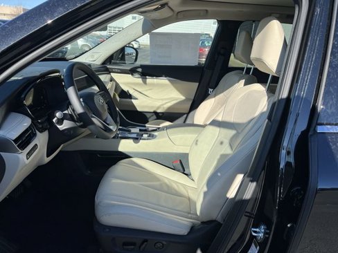 New 2025 INFINITI QX60 Sensory w/ Vision Package image 31