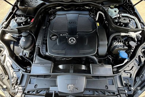 Used 2015 Mercedes-Benz E 350 4MATIC Wagon w/ Premium 1 Package image 9