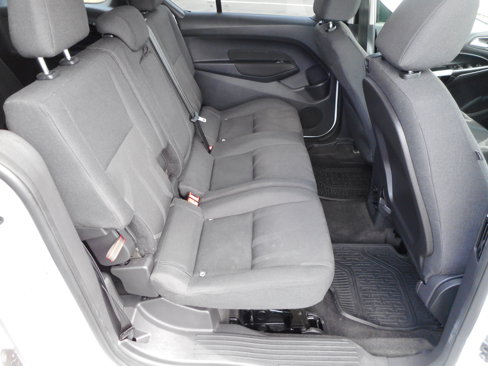 Used 2016 Ford Transit Connect XLT image 24
