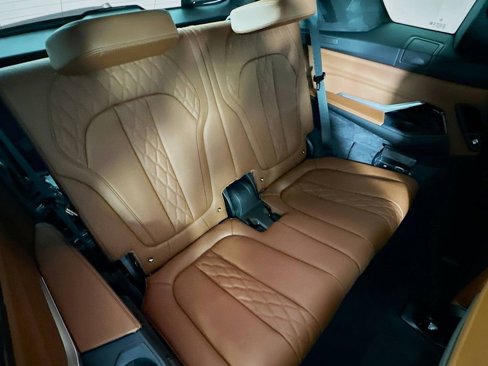 New 2026 BMW X7 M60i w/ Executive Package image 35