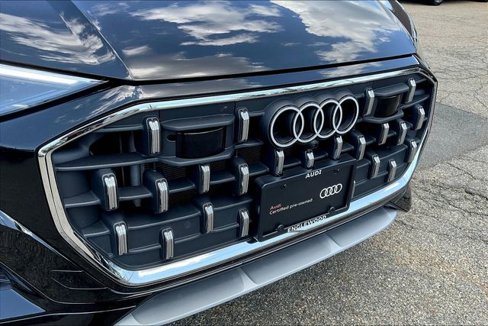 Certified 2025 Audi Q8 Premium Plus image 30