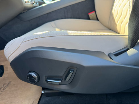 New 2026 Volvo XC60 B5 Plus w/ Protection Package Premier image 20