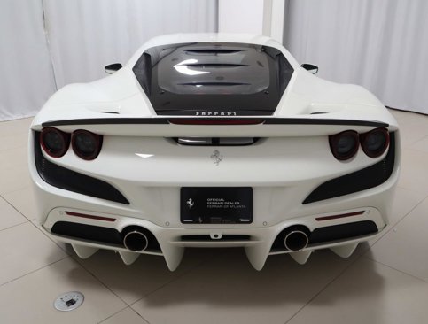 Certified 2022 Ferrari F8 Tributo image 14