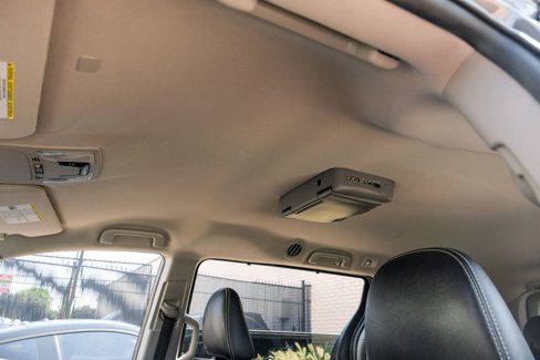 Used 2019 Toyota Sienna SE image 27