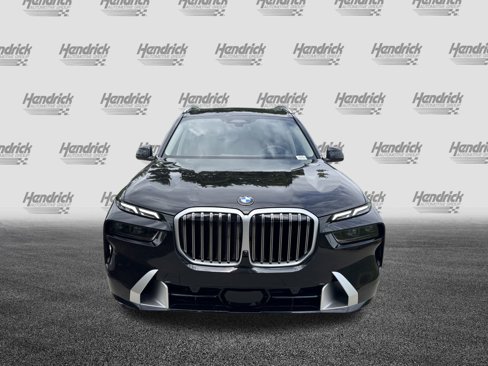 New 2026 BMW X7 xDrive40i image 3