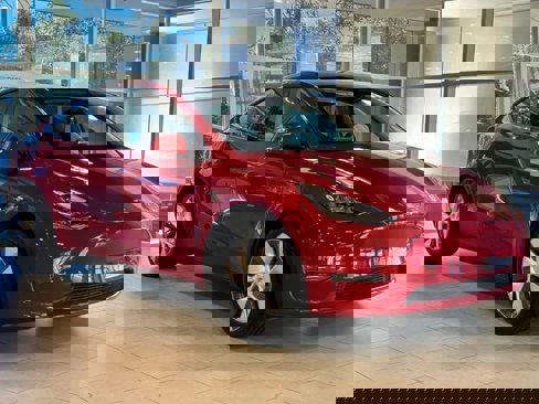 Used 2023 Tesla Model Y Long Range image 6