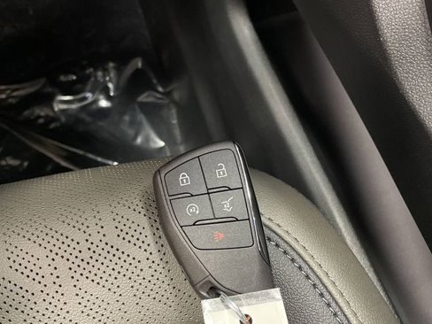 New 2026 Chevrolet Equinox LT w/ Convenience Package II image 29