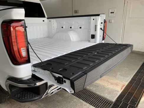 New 2026 GMC Sierra 1500 SLT w/ SLT Convenience Package image 8