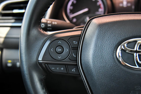 Used 2024 Toyota Camry SE image 30