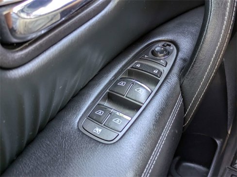 Used 2020 Nissan Armada SL w/ Premium Package image 26