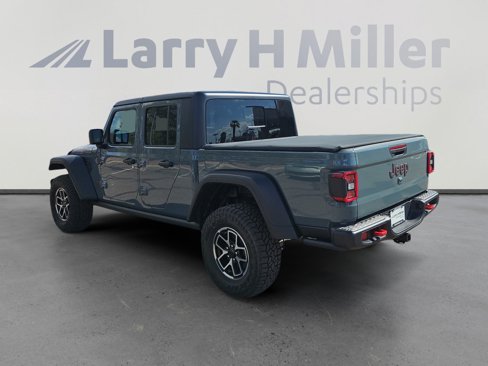 New 2025 Jeep Gladiator Rubicon image 3