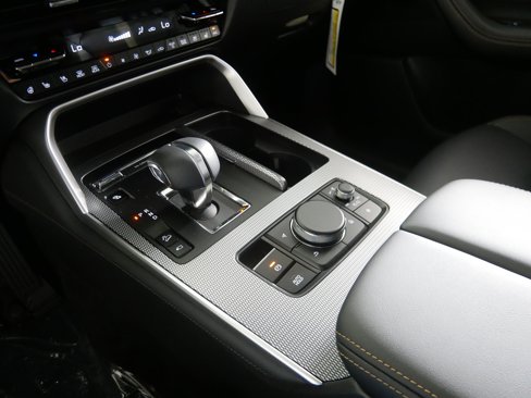 New 2025 MAZDA CX-90 Plug-In Hybrid w/ Premium Plus image 6