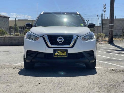 Used 2018 Nissan Kicks SV image 7