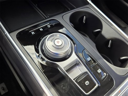 New 2026 Kia Carnival SX Prestige image 13