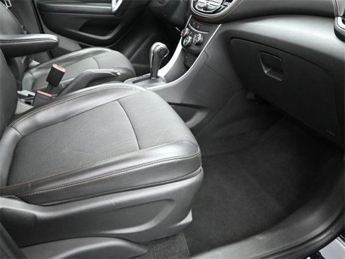 Used 2021 Chevrolet Trax LT image 13