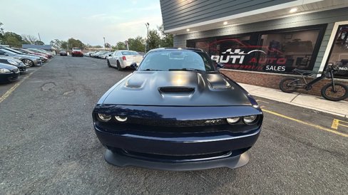 Used 2016 Dodge Challenger SRT Hellcat image 2